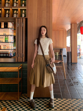 Pleated A-line skirt