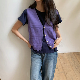 V-neck sleeveless vest
