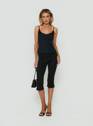 Avedon Foldover Waist Capri Pants Black
