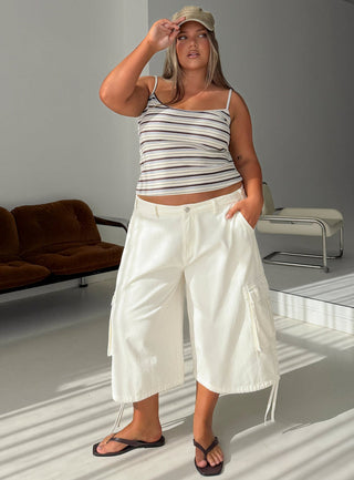 Hudsen Longline Cargo Shorts Cream Curve