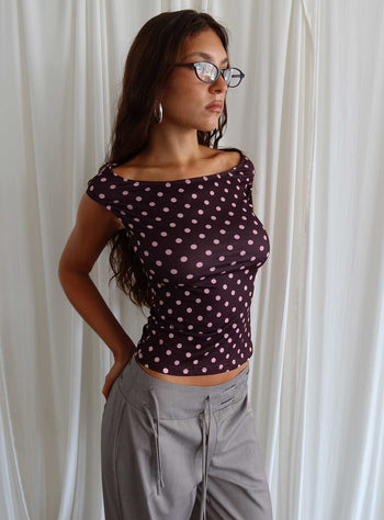 Cheirosa Off Shoulder Top Chocolate  Pink