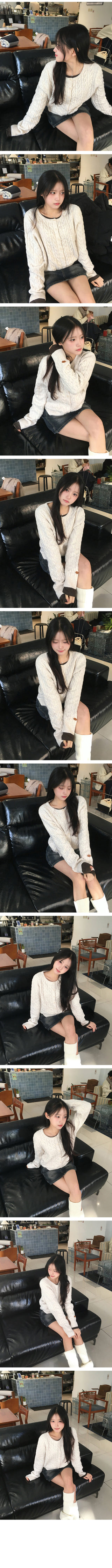 Cable knit long-sleeved cardigan