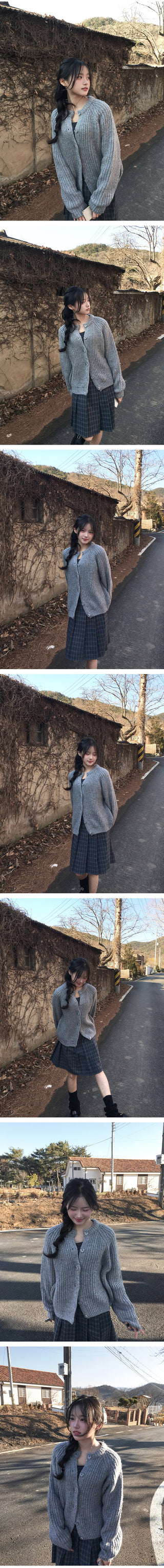 Crew neck knit cardigan