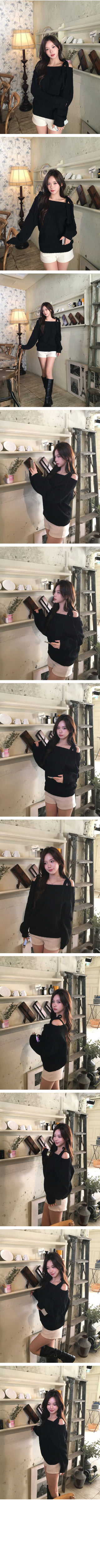 Wool off-shoulder knit