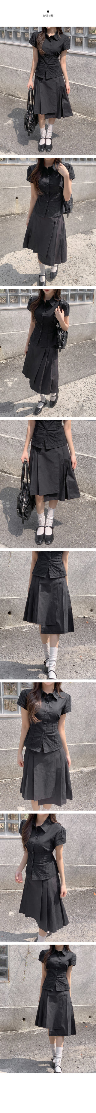 Pleated midi skirt
