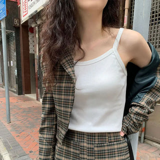 Layered sleeveless