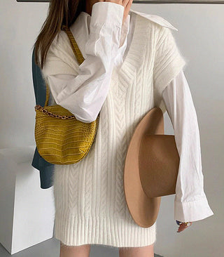 sleeveless v-neck knitted vest