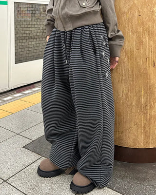 (Unisex) Check Patch Point Border Fleece Pants
