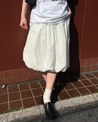 Midi balloon skirt with elastic waistband at the back