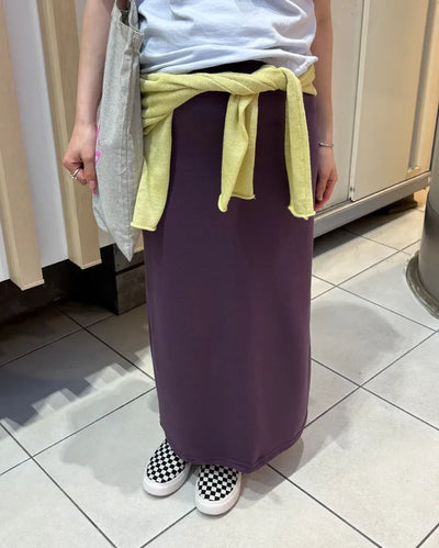 Wide-waisted ribbed easy maxi skirt