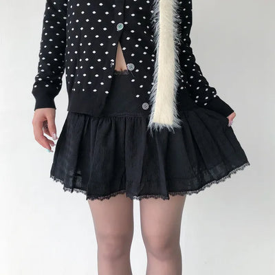 Lace mini skirt
