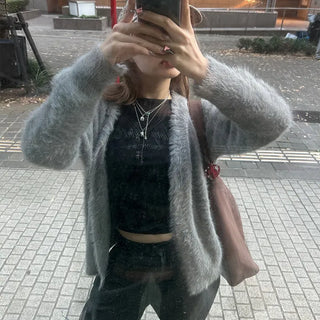 Oversized V-neck cardigan