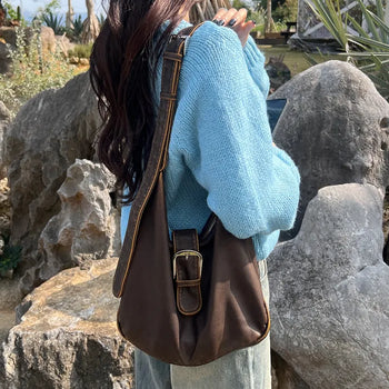 Vintage belt shoulder bag