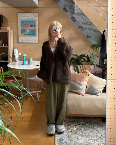Oversized V-neck wool cardigan