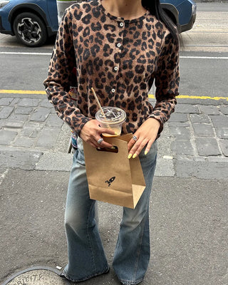 Leopard print semi-cropped cardigan