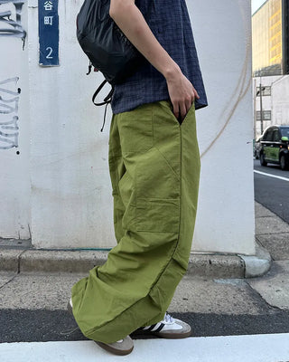 (Unisex) Knee-tuck Easy Nylon Pants