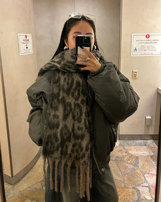 Leopard fringe knit scarf