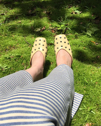 Studded V-cut mule sandals