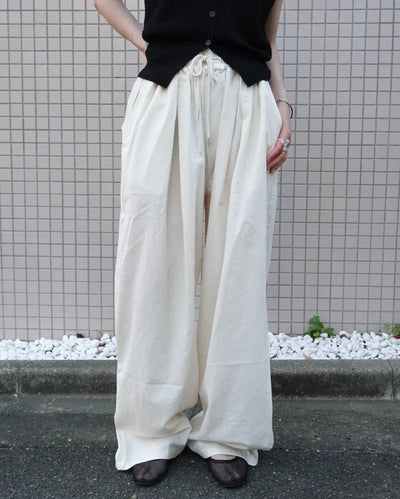 (Unisex) Wide Fit Pintuck Pants