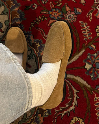 Round-toe slip-on loafers