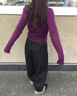 Center-tuck rigid baggy jeans