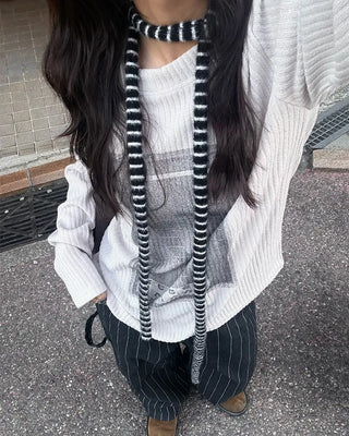 Border Hairy Knit Tie