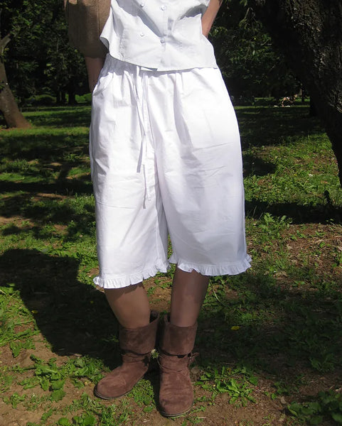 Frill hem easy wide half pants