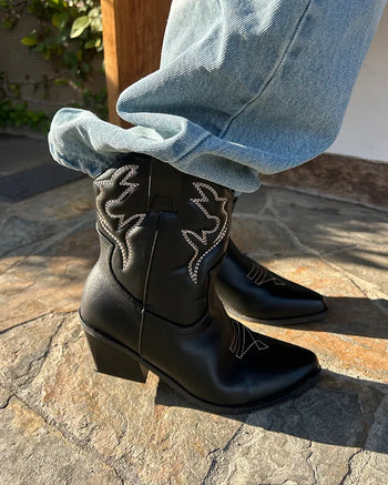 Western Cuban short boots