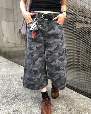 Camouflage flap pocket Bermuda denim pants