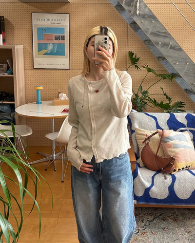 Side-button pointe cardigan