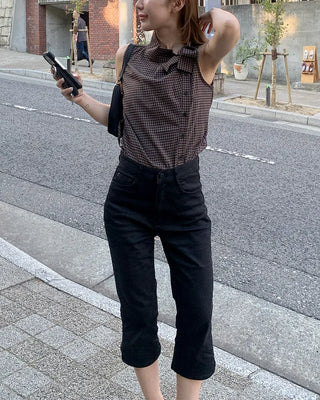 Black Capri Pants