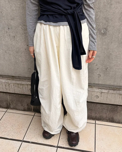 (Unisex) Black Button Elastic Waist Parachute Pants