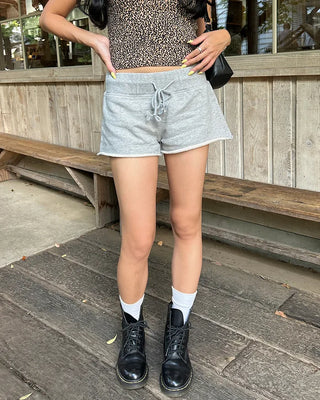 Cut-off very short sweatpants