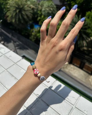 Unique button stone bracelet