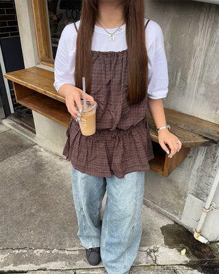 Checked sleeveless shirred blouse