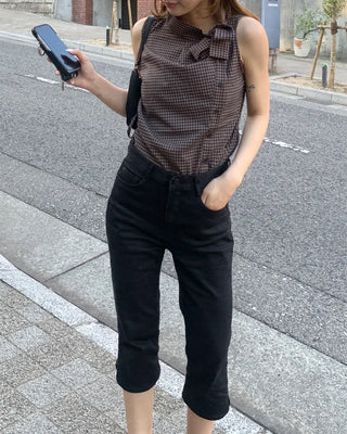 Black Capri Pants