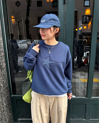 Front star embroidered sweatshirt