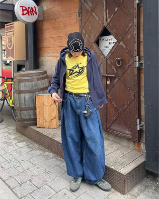 Two-pleat denim pants