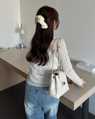 Drape neck lace T-shirt & scarf set