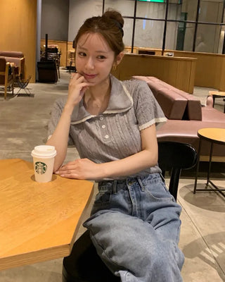 Lace Collar Point Short-Sleeve Knit