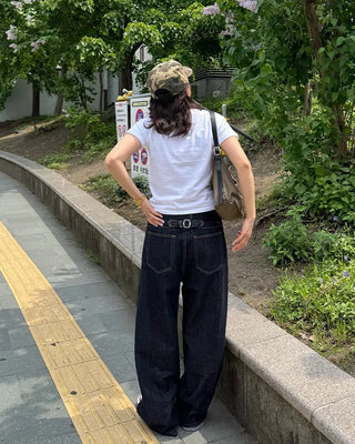 Back-belt denim pants