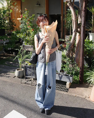 Distressed wide-leg denim pants