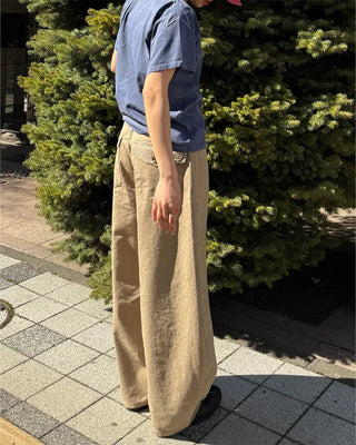 Back check pocket design pants