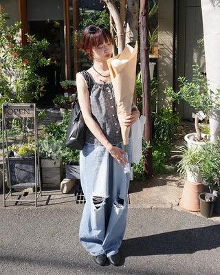 Distressed wide-leg denim pants