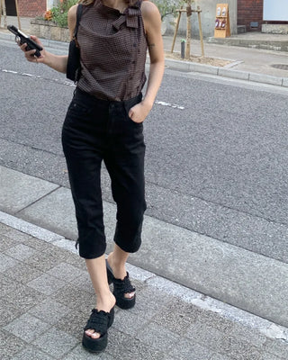 Black Capri Pants