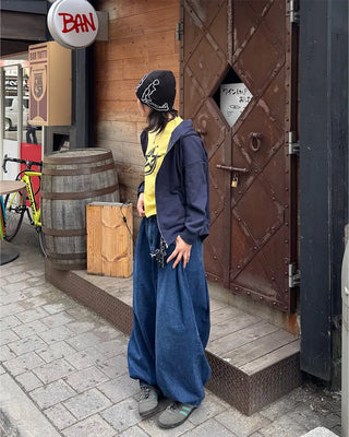 Two-pleat denim pants