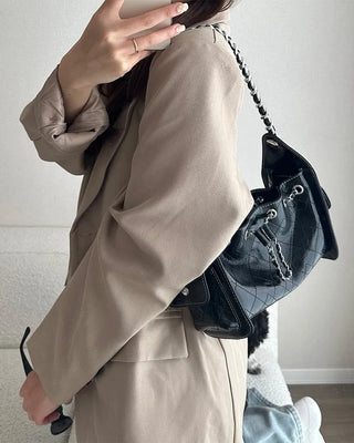 Square chain shoulder bag