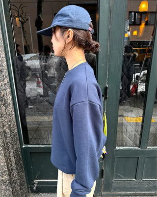 Front star embroidered sweatshirt