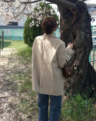 Oversized button-down single jacket