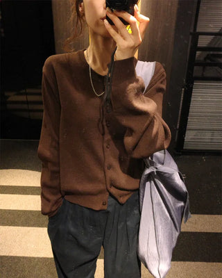 Round neck basic cardigan
